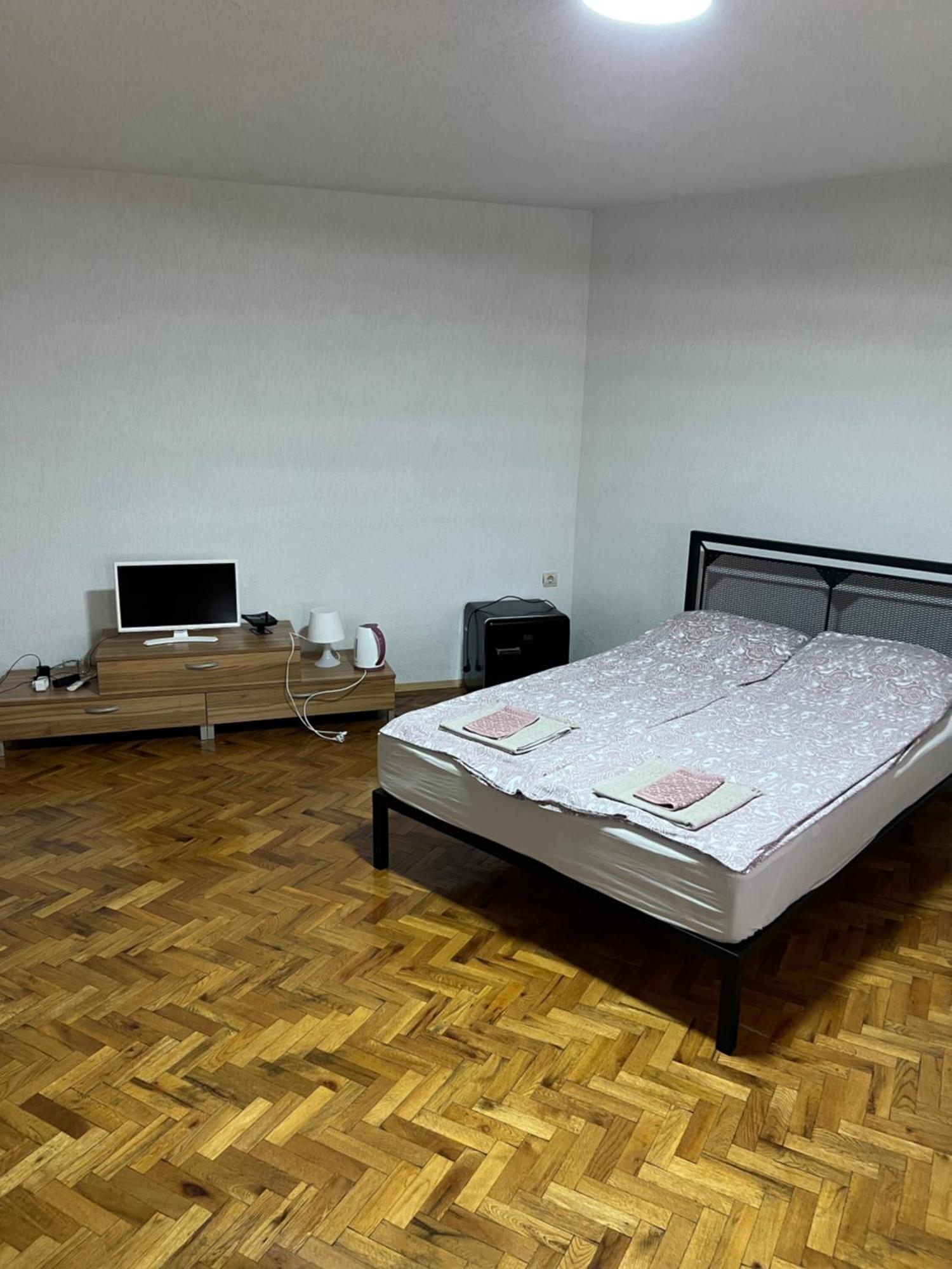 White Guest House 2 Κάρλοβο Εξωτερικό φωτογραφία